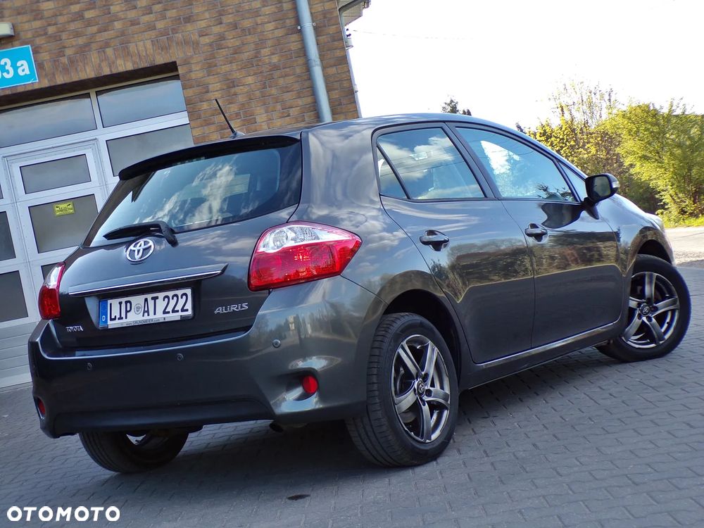 Toyota Auris 1.6 Life+ - 4