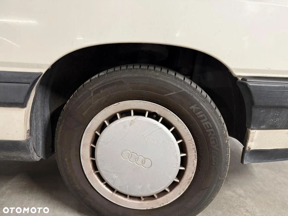 Audi 100 2.2 E - 17