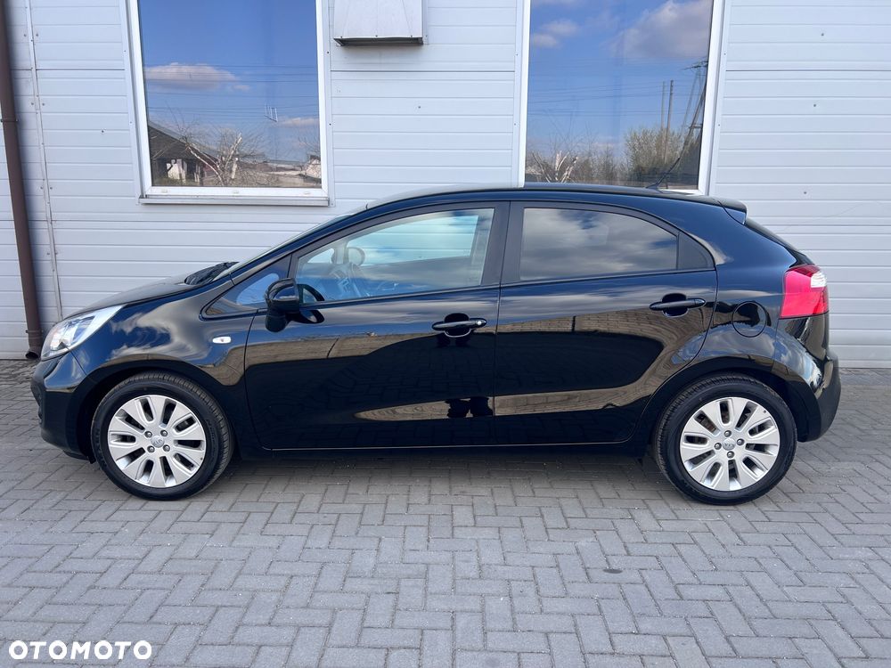 Kia Rio 1.4 Dream Team Edition - 8