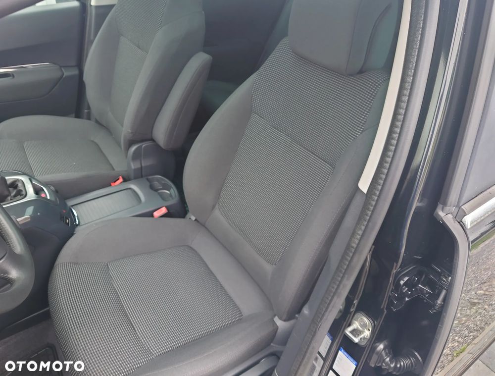 Peugeot 5008 HDI 115 Business-Line - 11