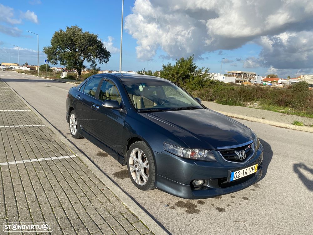 Honda Accord 2.4 Executive W/Navi - 4