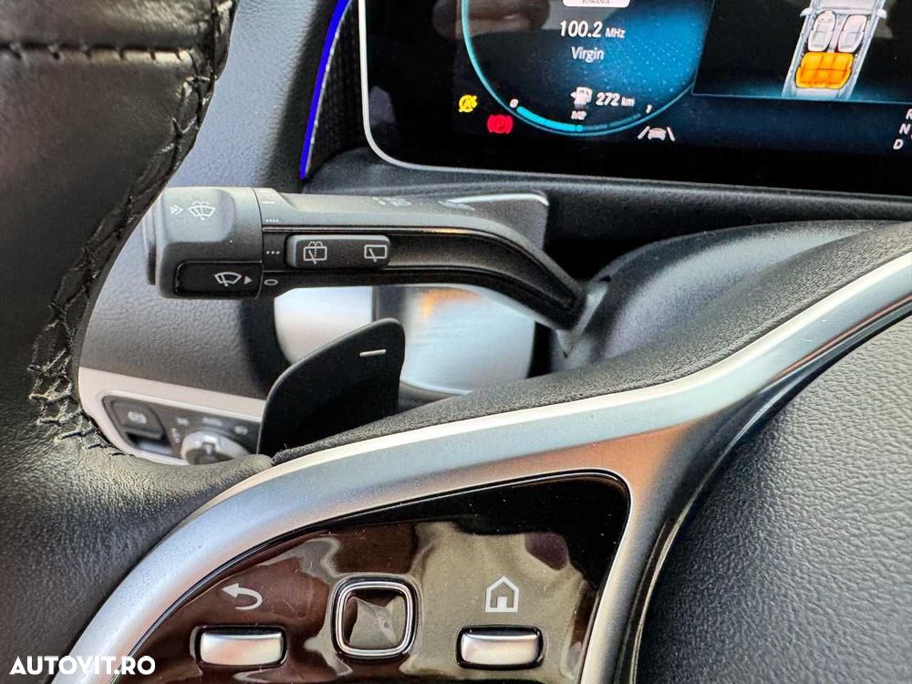 Mercedes-Benz GLB - 23