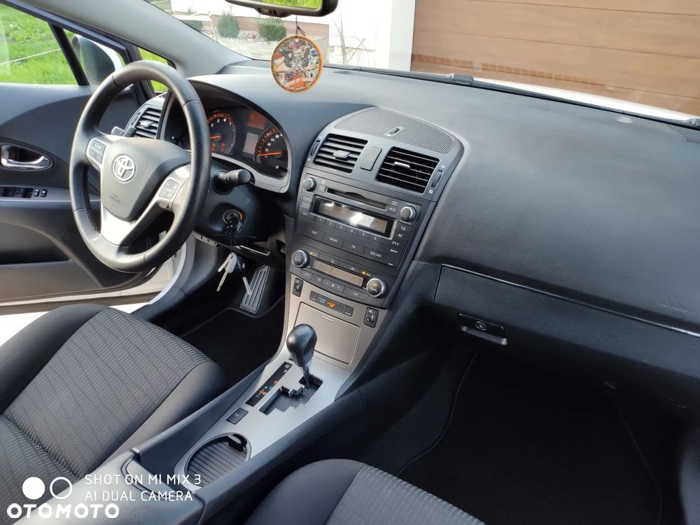 Toyota Avensis 2.0 Prestige EU5 MS - 15