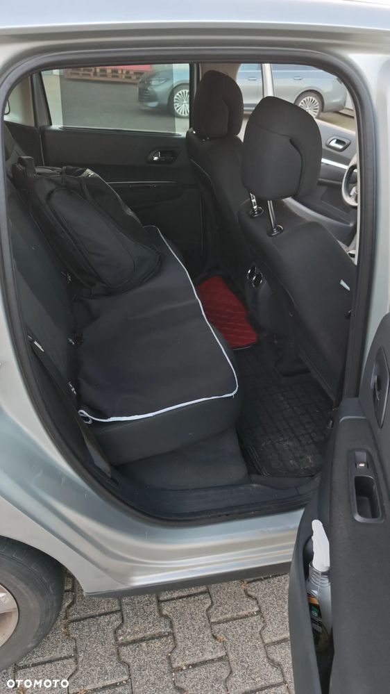 Peugeot 3008 - 11