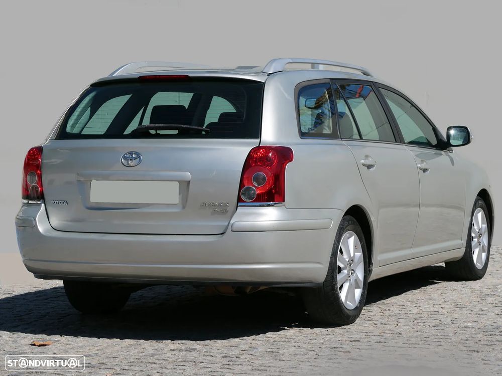 Toyota Avensis SW 2.0 D-4D Sol - 10