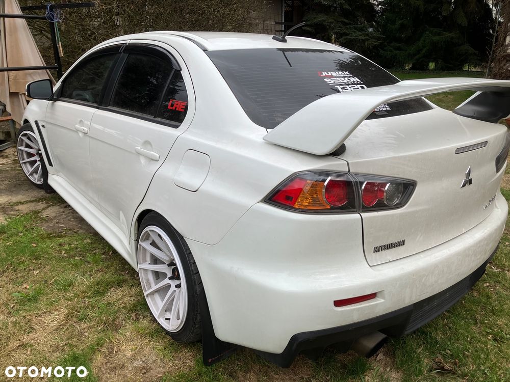 Mitsubishi Lancer Evolution - 6