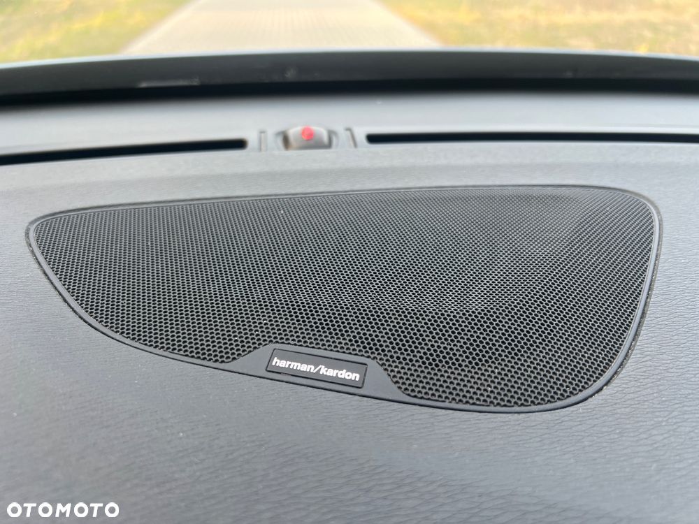 Volvo V60 D6 AWD Plug-in Hybrid Summum - 14