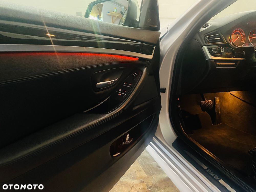 BMW Seria 5 520d Luxury Line - 18