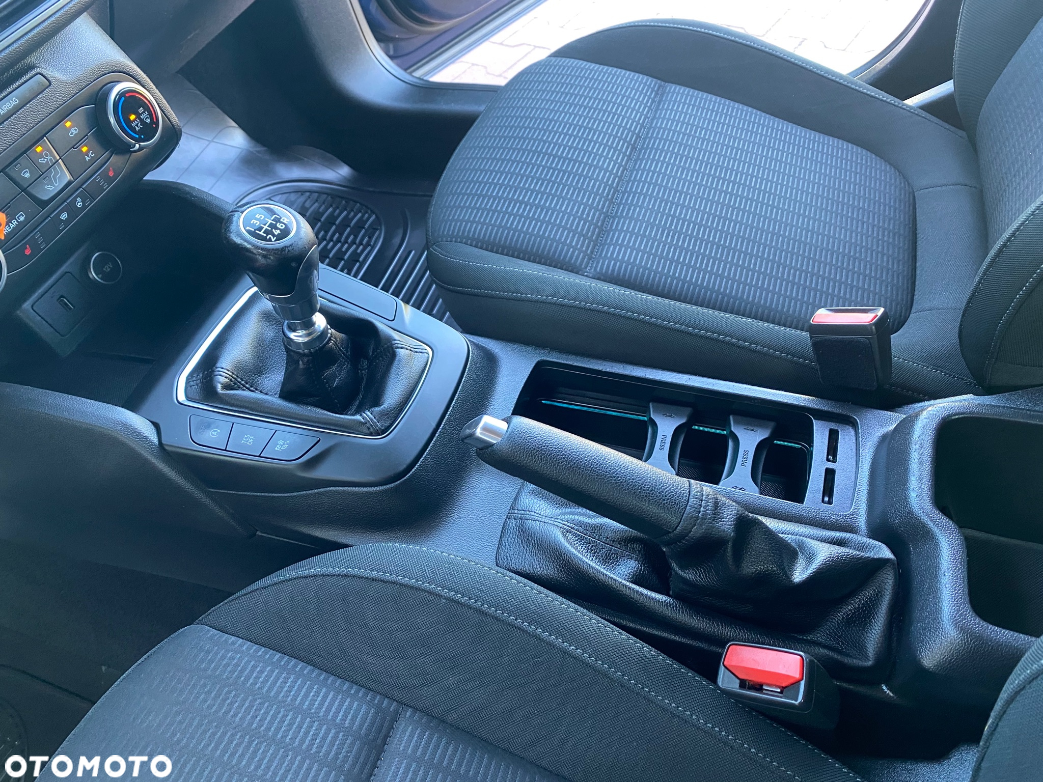 Ford Focus 1.0 EcoBoost Black Edition ASS - 23