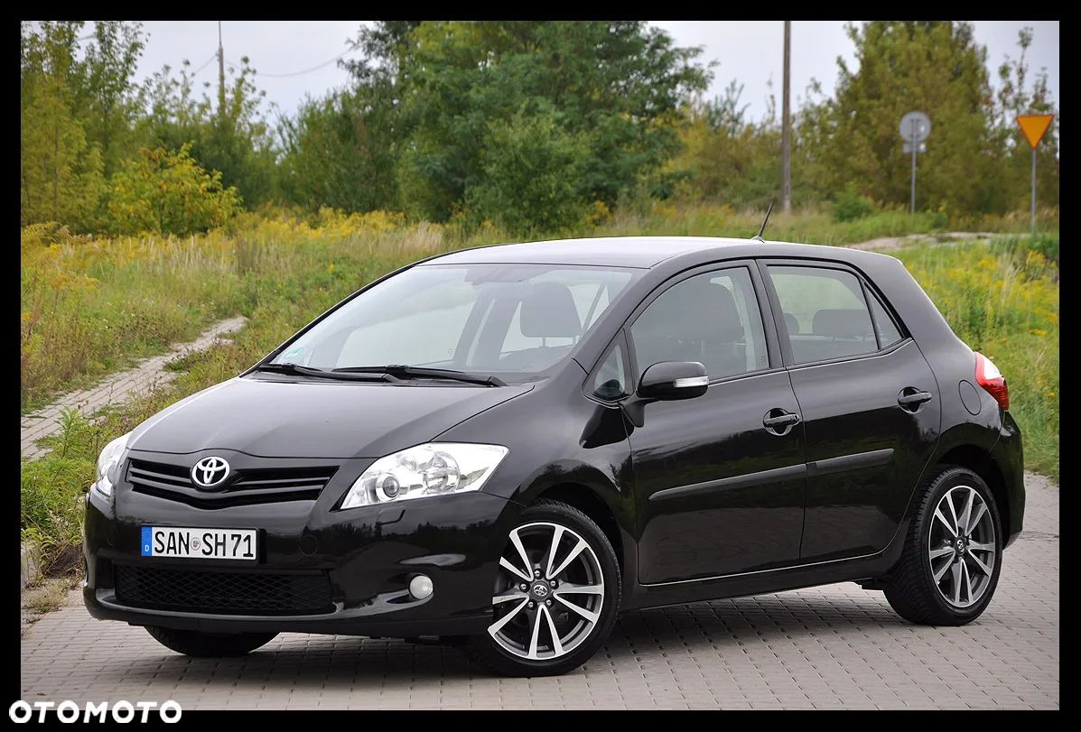 Toyota Auris 1.6 Edition - 1