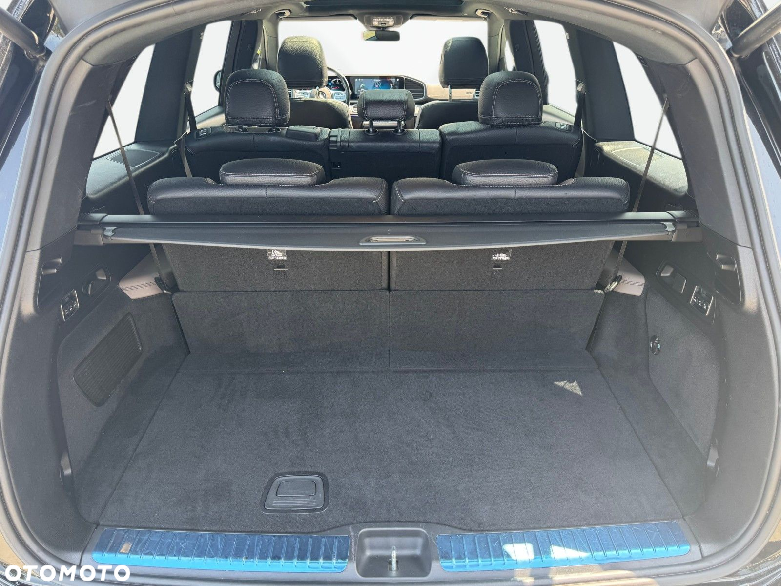 Mercedes-Benz GLS - 18