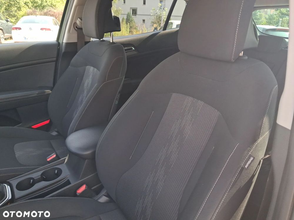 Kia Sportage 1.6 T-GDI L 2WD - 11