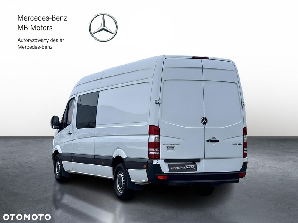 Mercedes-Benz Sprinter - 4
