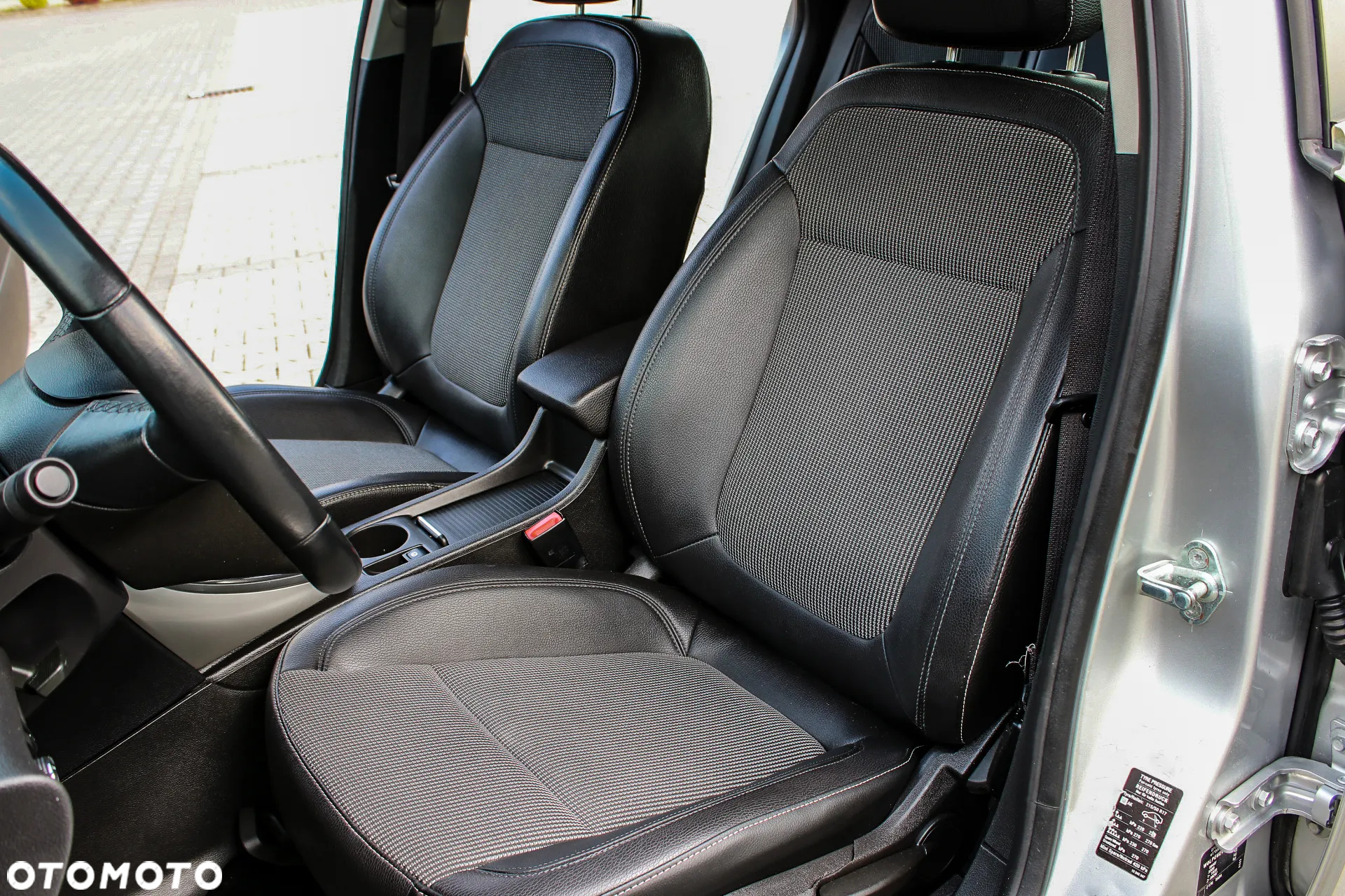 Opel Astra 1.4 Turbo Cosmo - 34