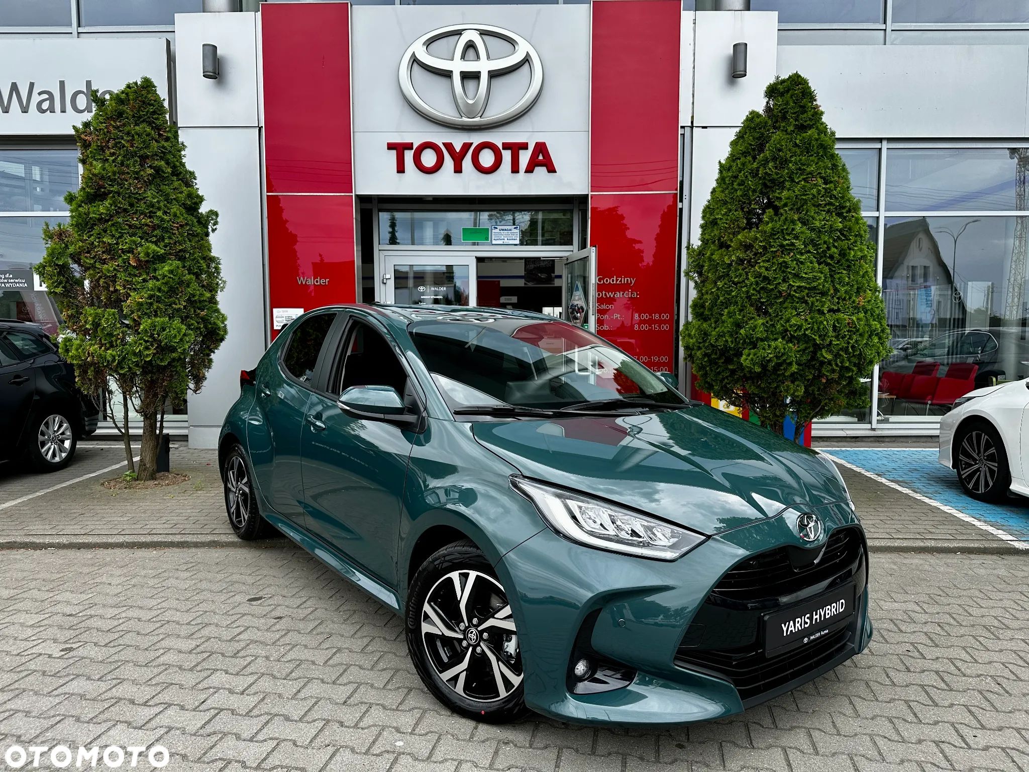 Toyota Yaris Hybrid 1.5 Style - 1