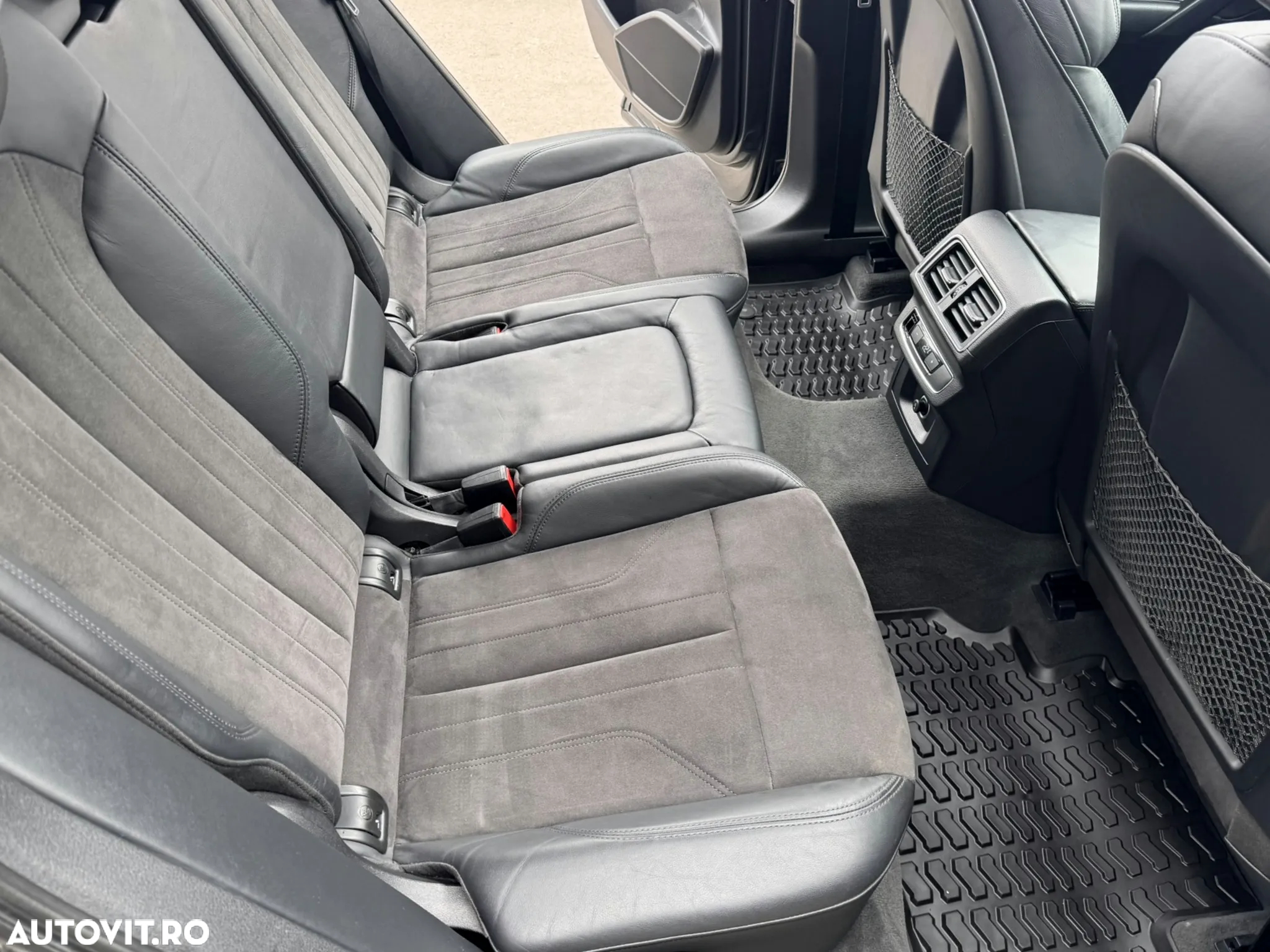Audi Q5 2.0 40 TDI quattro S tronic Sport - 32
