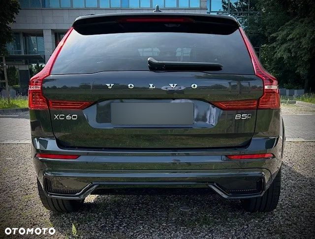 Volvo XC 60 B5 B AWD R-Design - 12