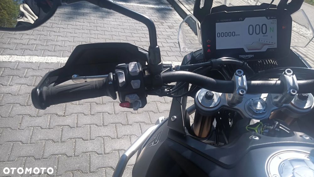 Triumph Tiger - 11