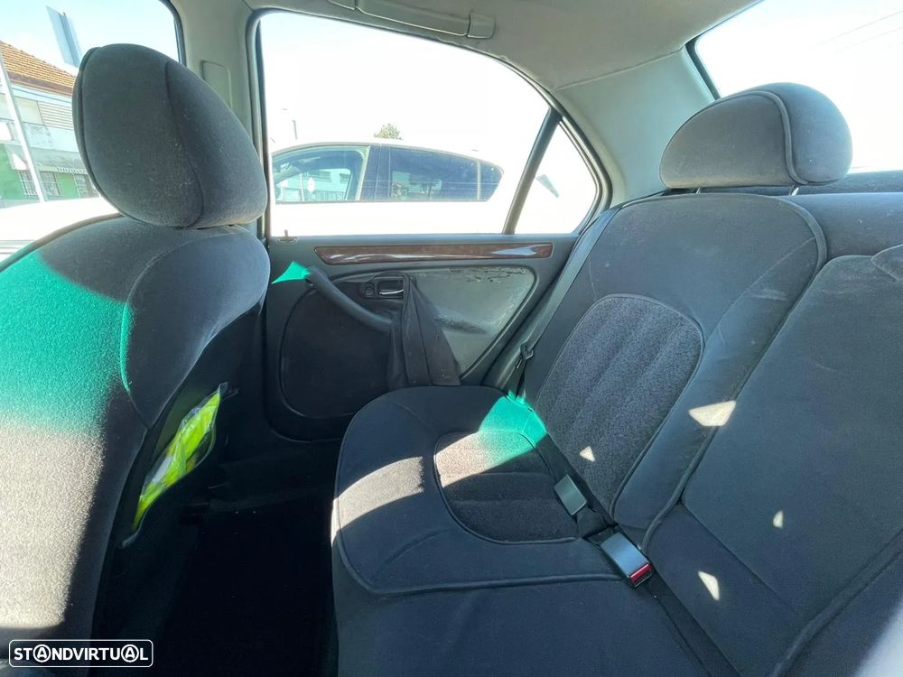 Rover 45 1.4 Connoisseur - 11