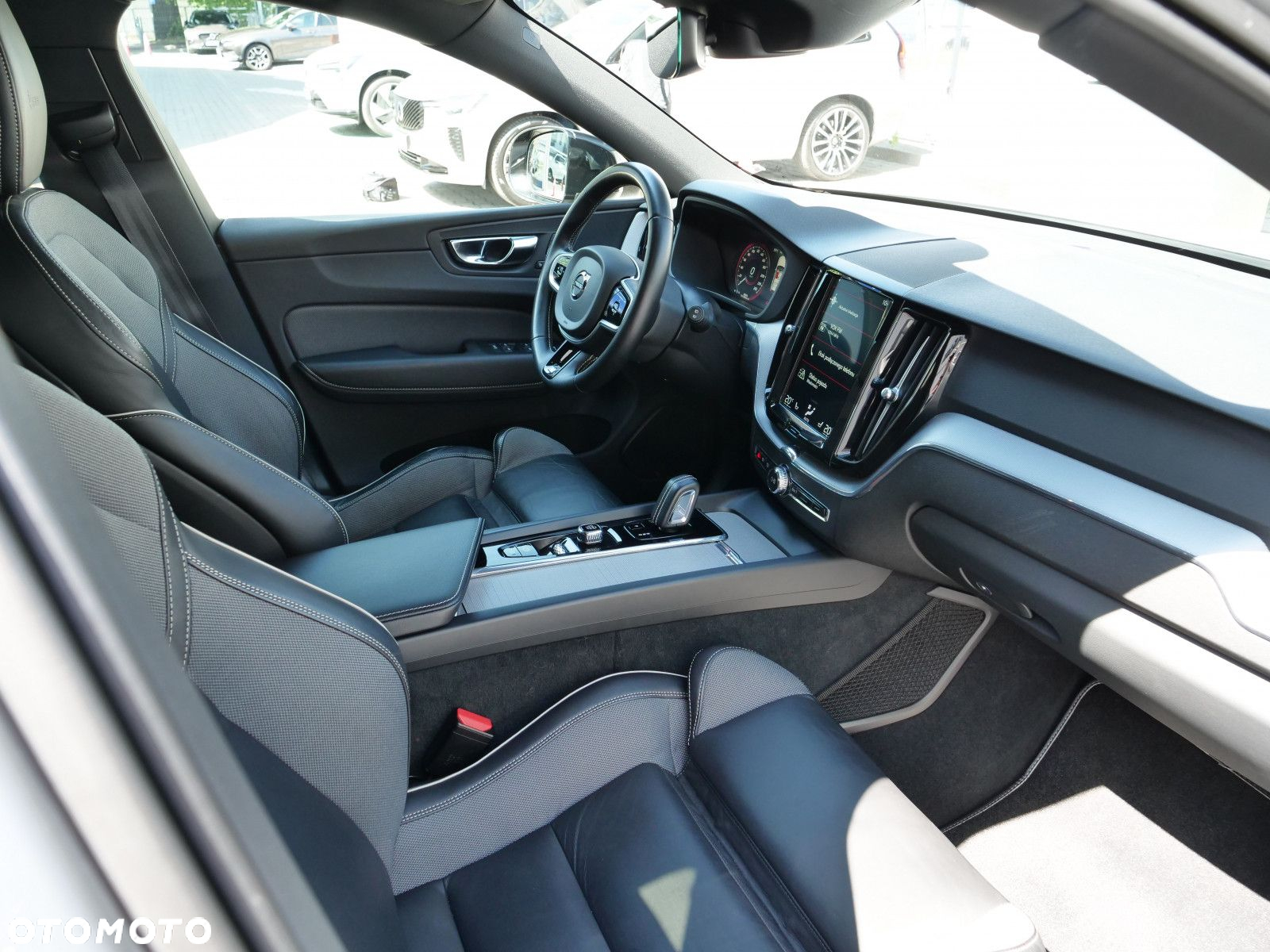 Volvo XC 60 - 30