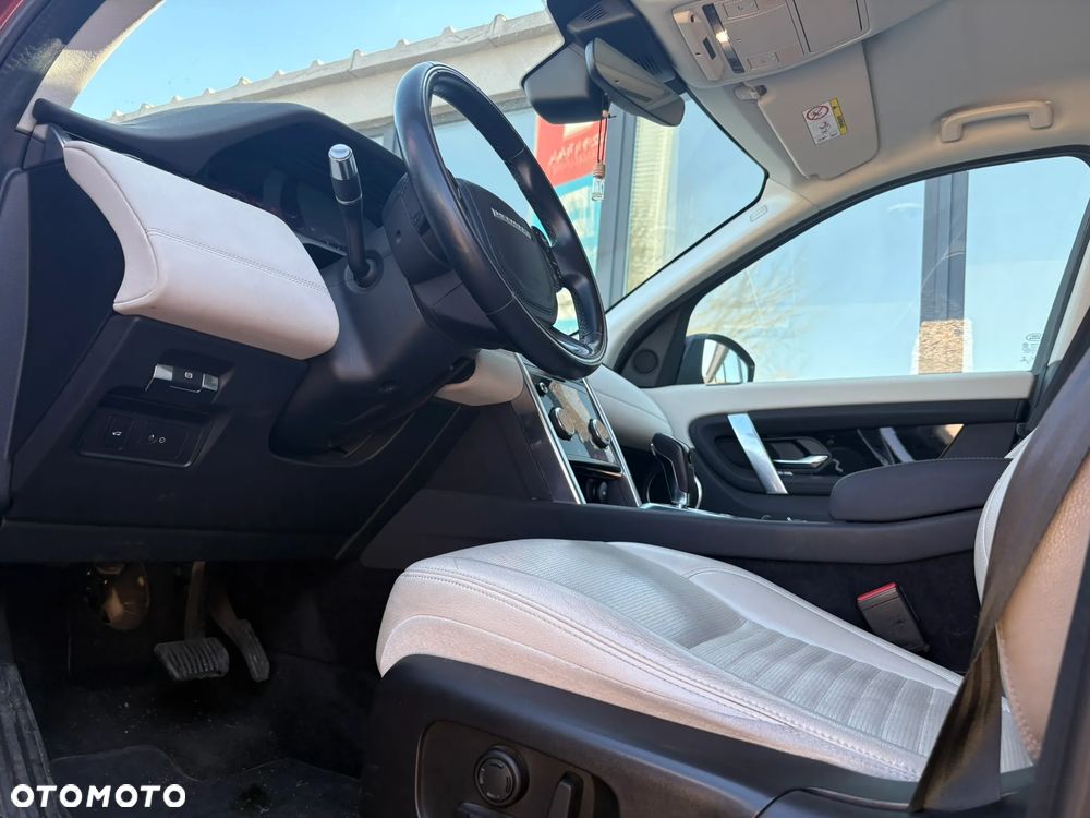 Land Rover Discovery Sport 2.0 P200 mHEV S - 12
