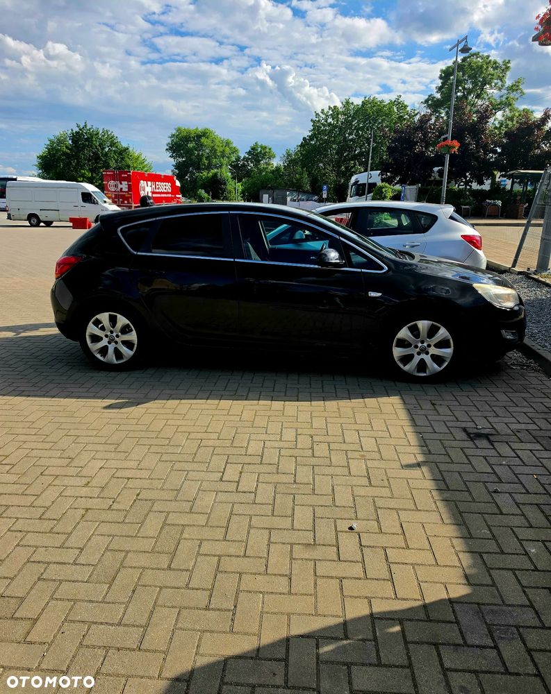 Opel Astra 1.6 Cosmo - 3