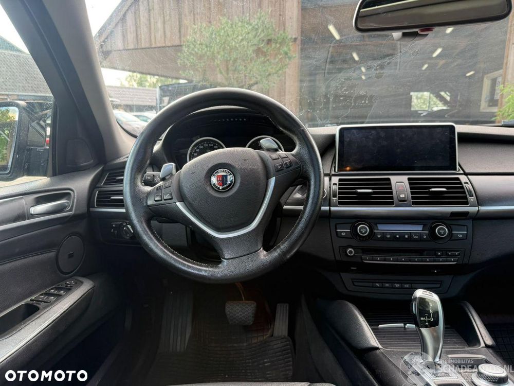 BMW X6 50i xDrive - 13
