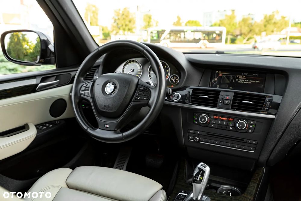 BMW X3 xDrive28i Sport-Aut M Sport - 28