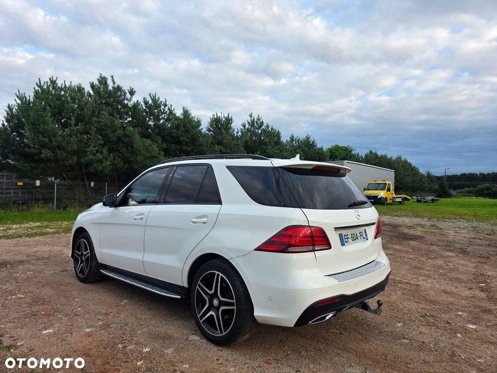 Mercedes-Benz GLE 350 d 4Matic 9G-TRONIC AMG Line - 5