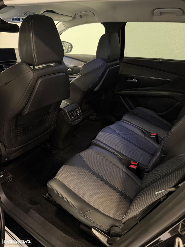 Peugeot 5008 PureTech 130 EAT8 Stop & Start Allure Pack - 10