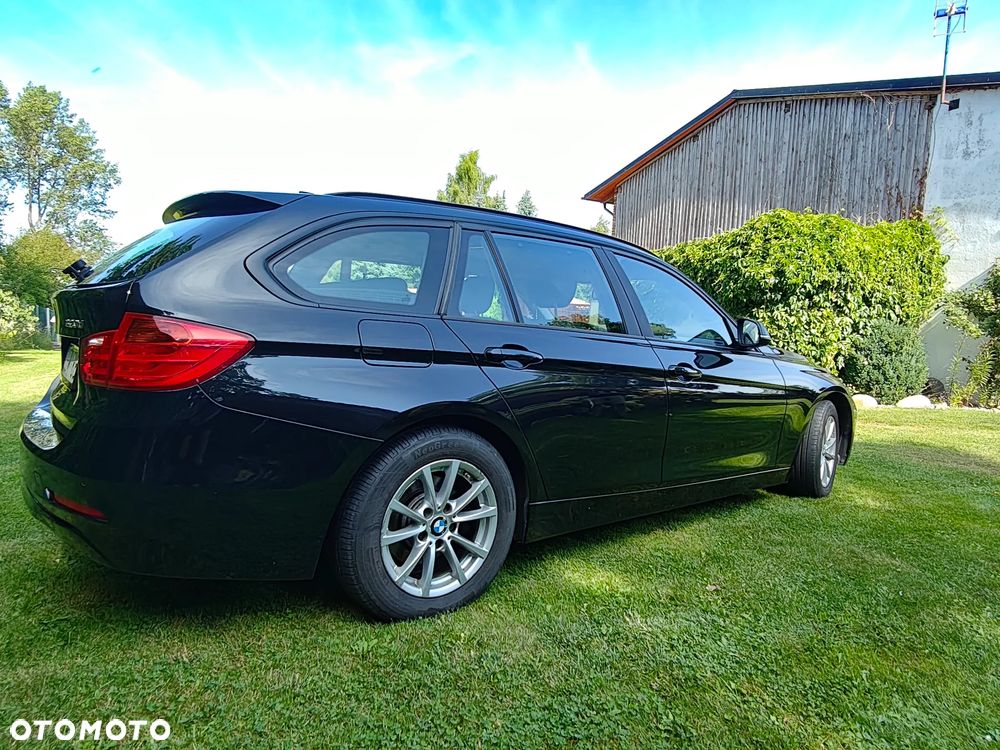 BMW Seria 3 320d Efficient Dynamics Edition - 8