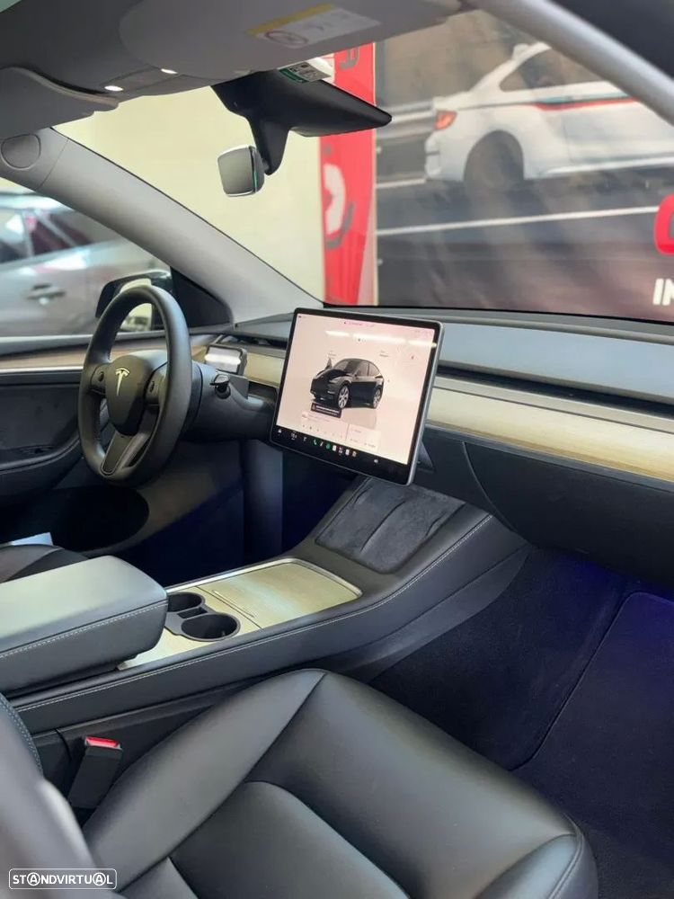 Tesla Model Y Standard - 6