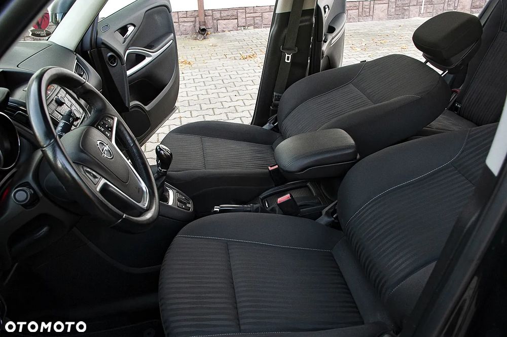 Opel Zafira Tourer 1.4 Turbo Edition - 23