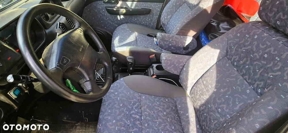 Hyundai Galloper - 21