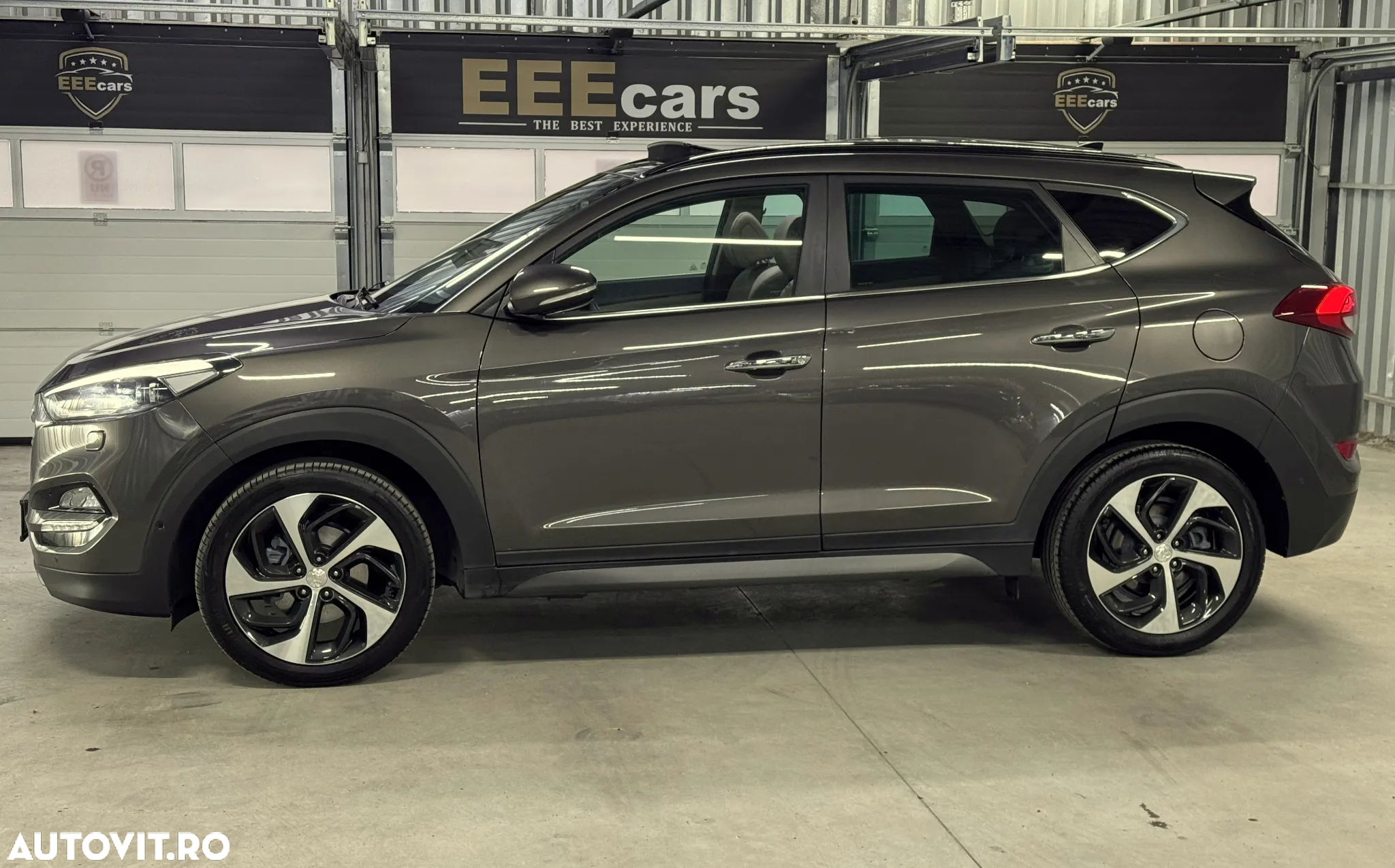 Hyundai Tucson blue 1.7 CRDi 2WD DCT Premium - 31