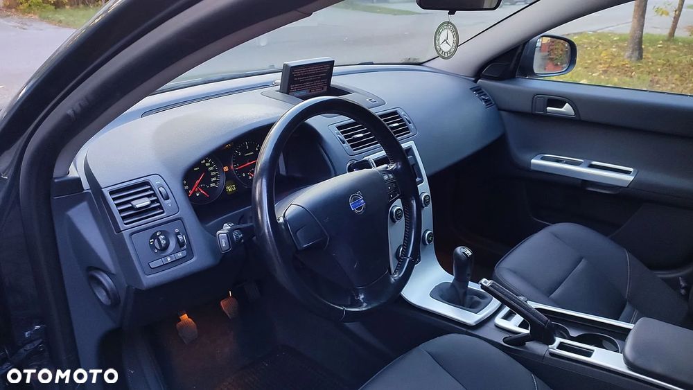 Volvo V50 1.6D Momentum - 29