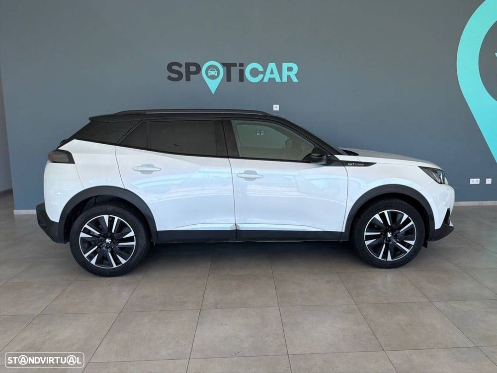 Peugeot 2008 1.2 PureTech GT - 4