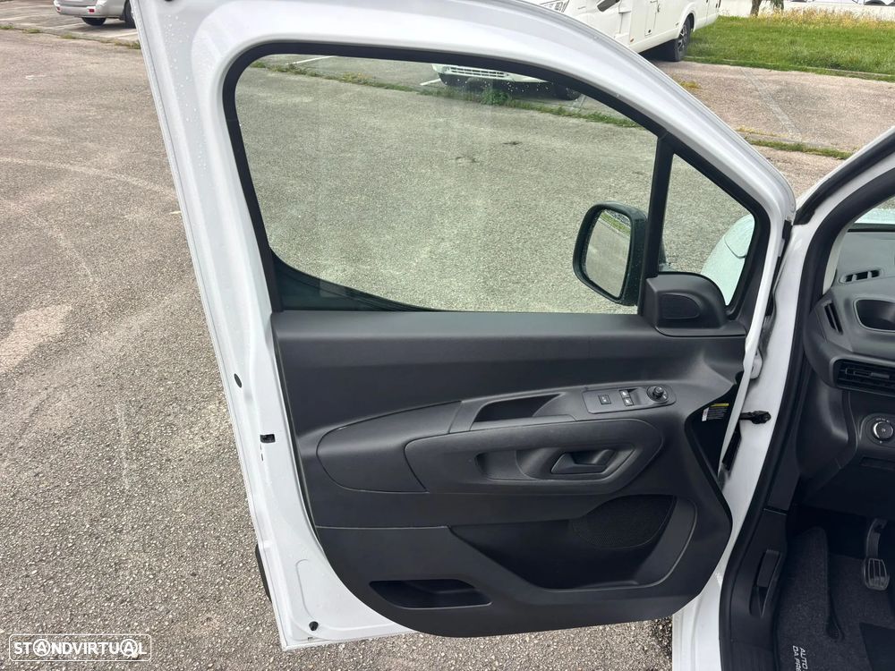 Opel Combo 1.5 CDTi 102cv L2H2 ENJOY - AC - IVA DEDUTÍVEL - 14