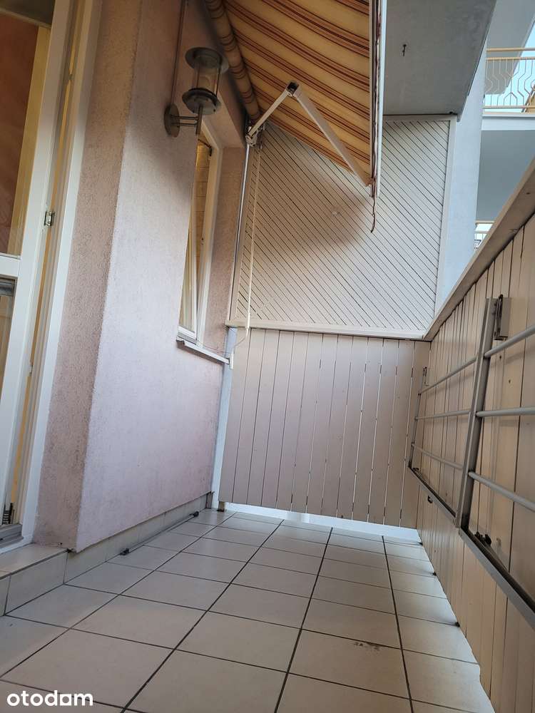 48 m2/ 2 pokoje /METRO 700 m/ Wola Park/ balkon