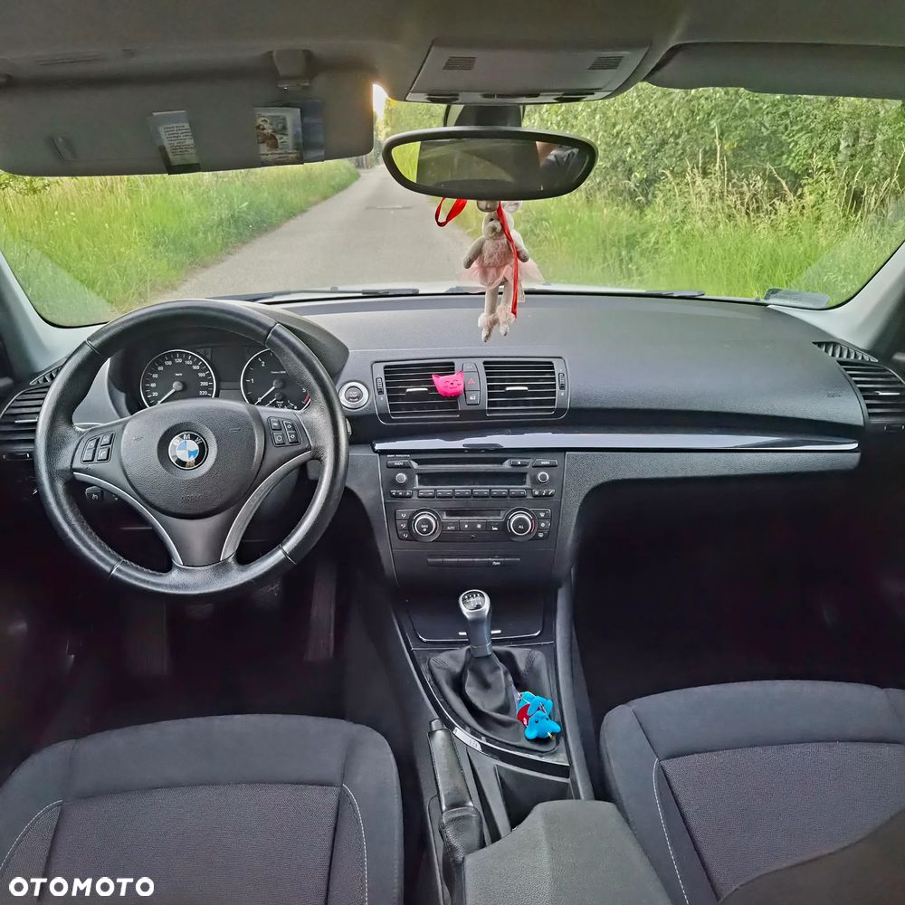 BMW Seria 1 118d - 8