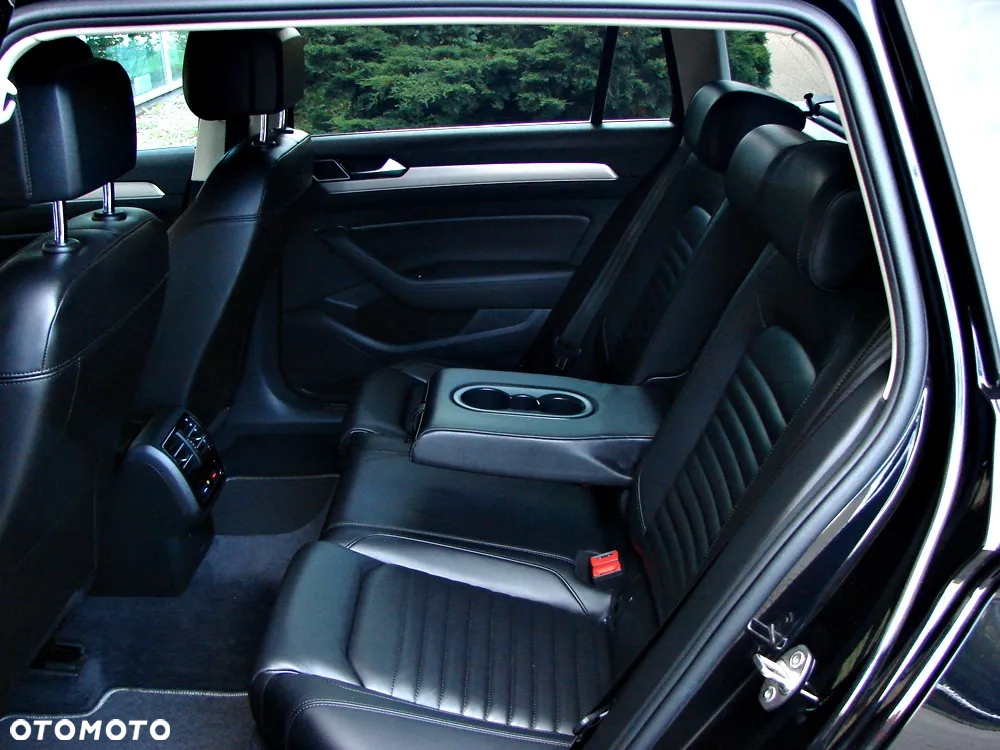 Volkswagen Passat Variant 2.0 TDI SCR 4Motion DSG (BMT) Highline - 6