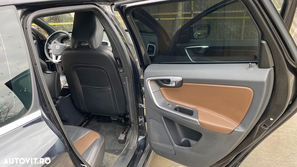 Volvo XC 60 D4 Summum - 10