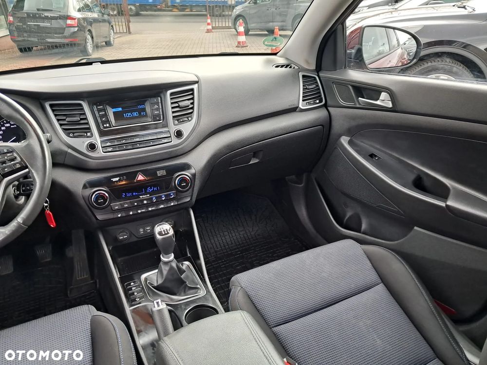 Hyundai Tucson 1.6 GDI BlueDrive Classic 2WD - 17