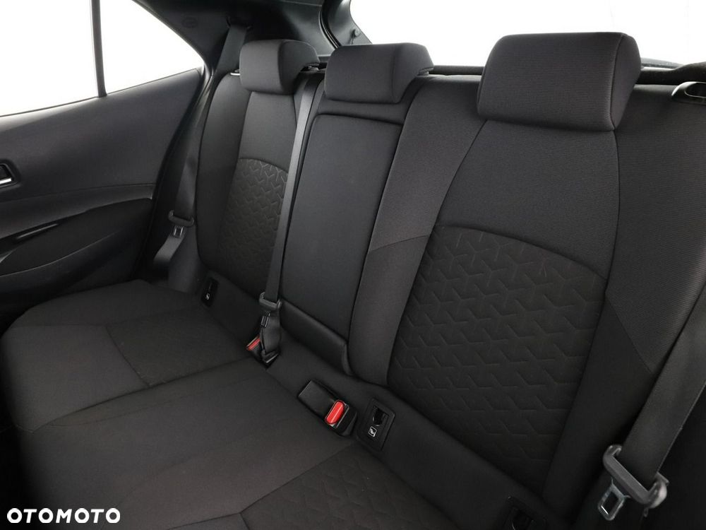 Toyota Corolla 1.8 Hybrid Active - 18