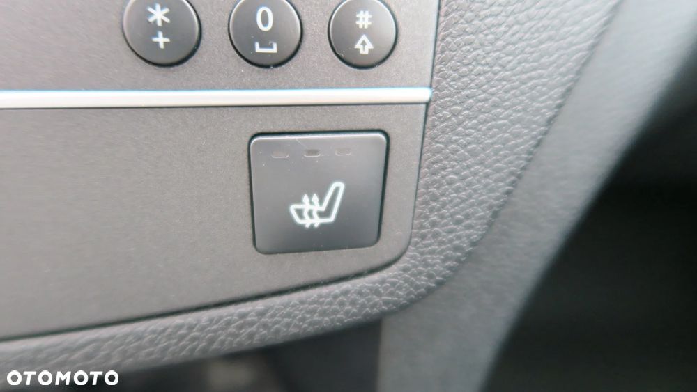 Mercedes-Benz Klasa C 200 CDI DPF Automatik Elegance - 25