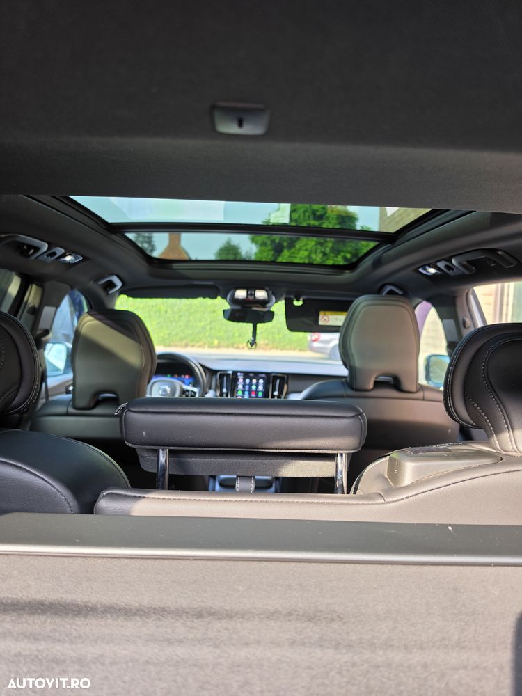 Volvo XC 60 T6 AWD Ultra Black Edition - 24