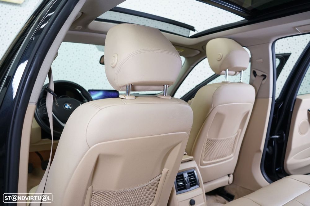 BMW 320 d Line Luxury - 45