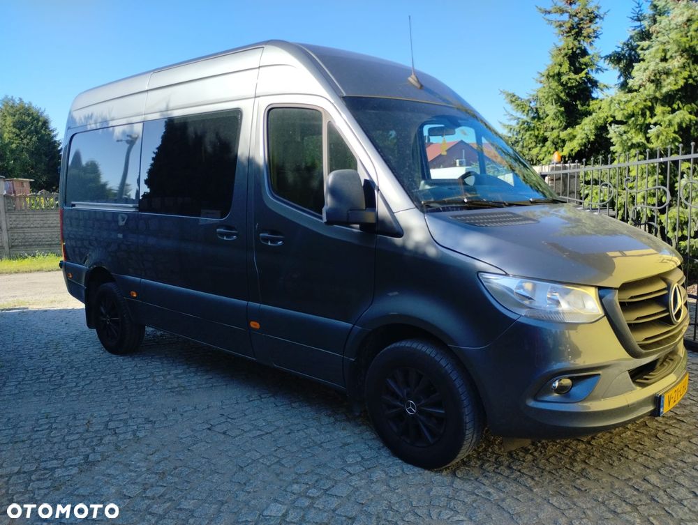 Mercedes-Benz Sprinter - 1