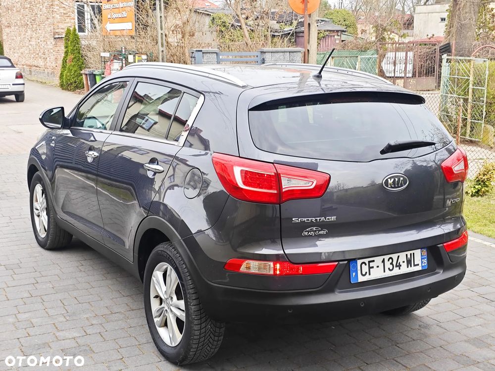 Kia Sportage 2.0 CRDI 4WD Attract - 13