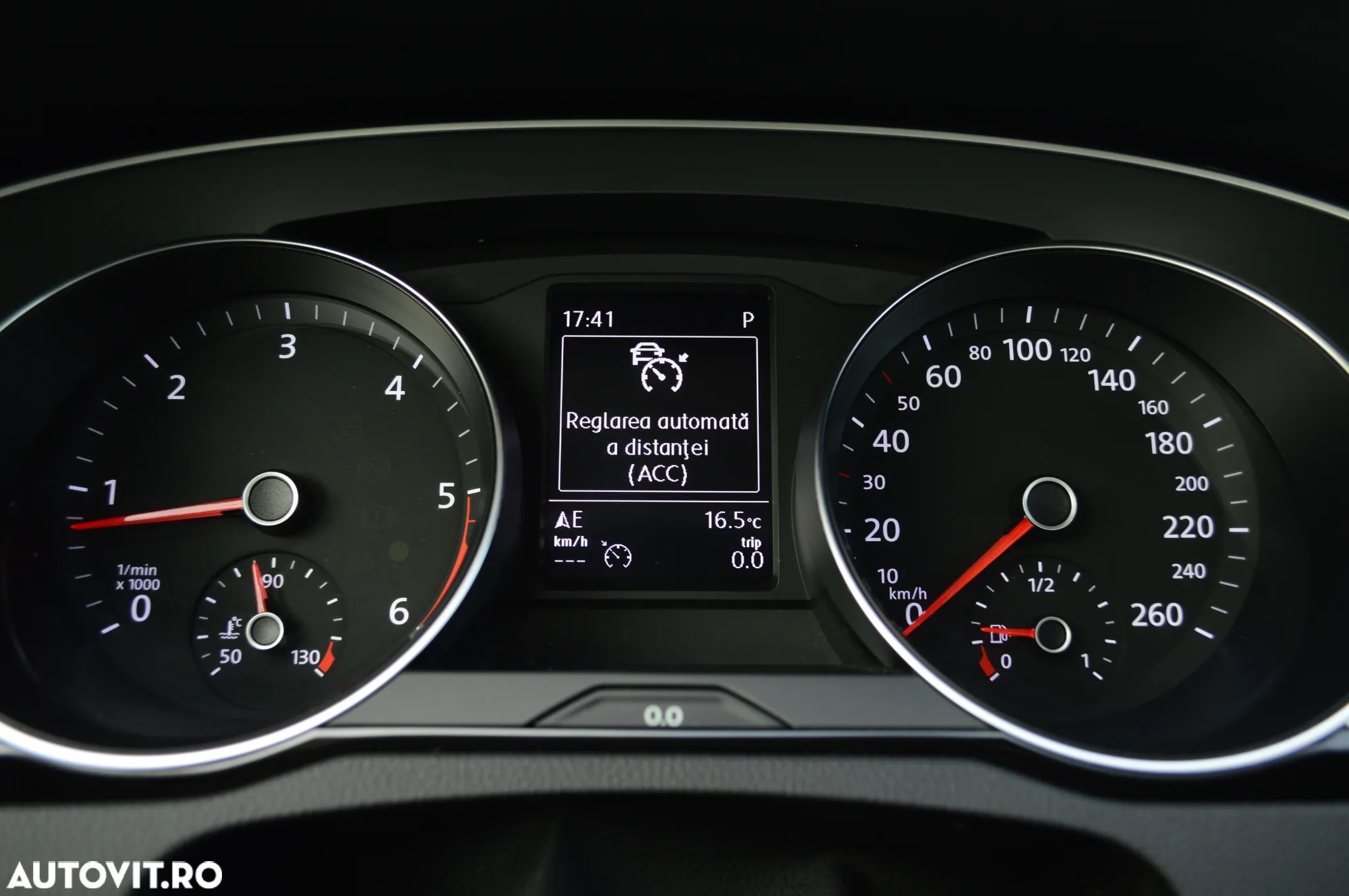 Volkswagen Passat Variant 2.0 TDI DSG Comfortline - 36